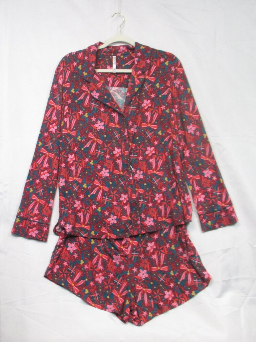 Soma Cool Nights Pajama Set Long Sleeve Shorts Holly Jolly Red Size L